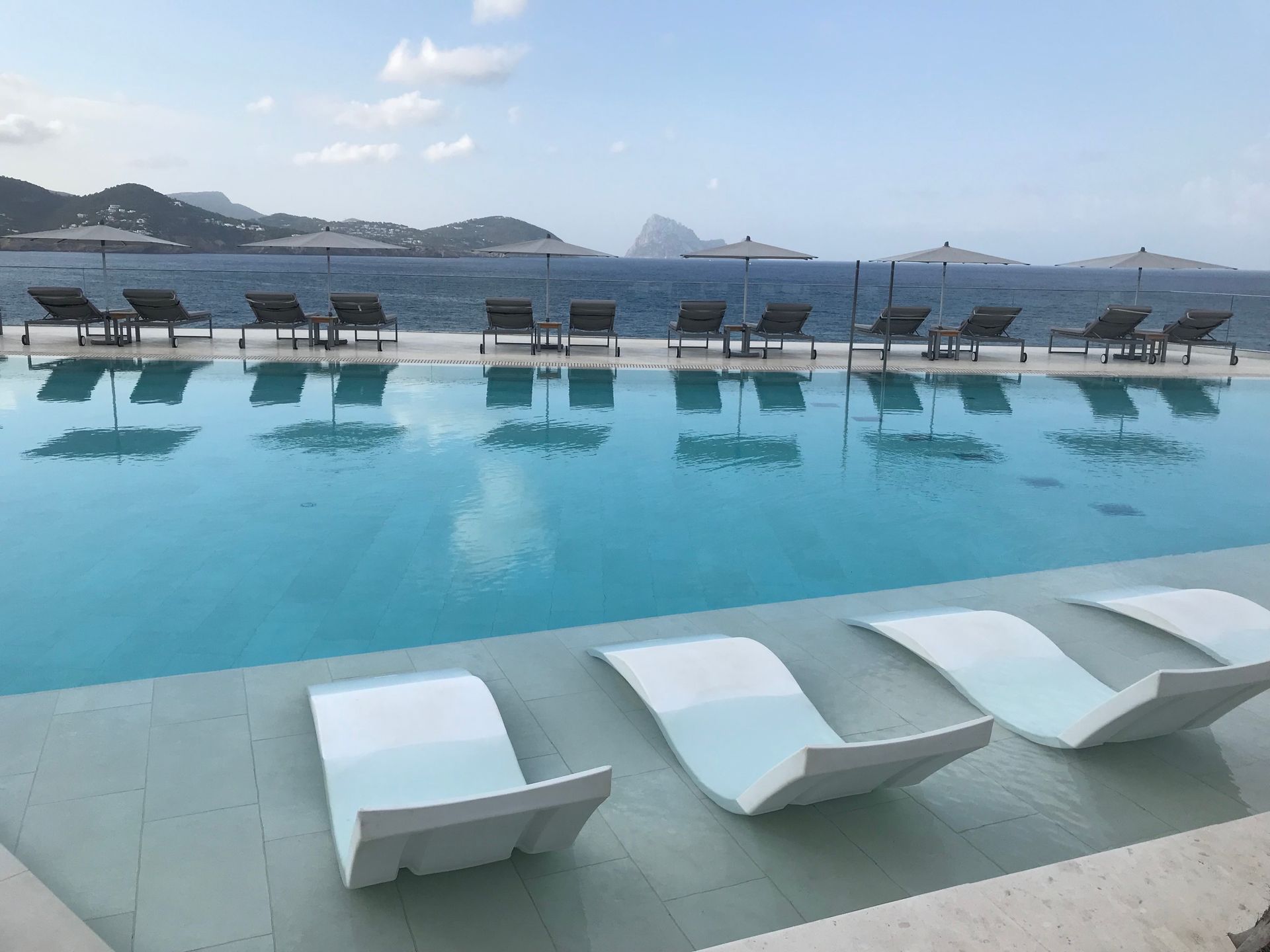 Infinitiv-Pool Seven Pines Resort Ibiza