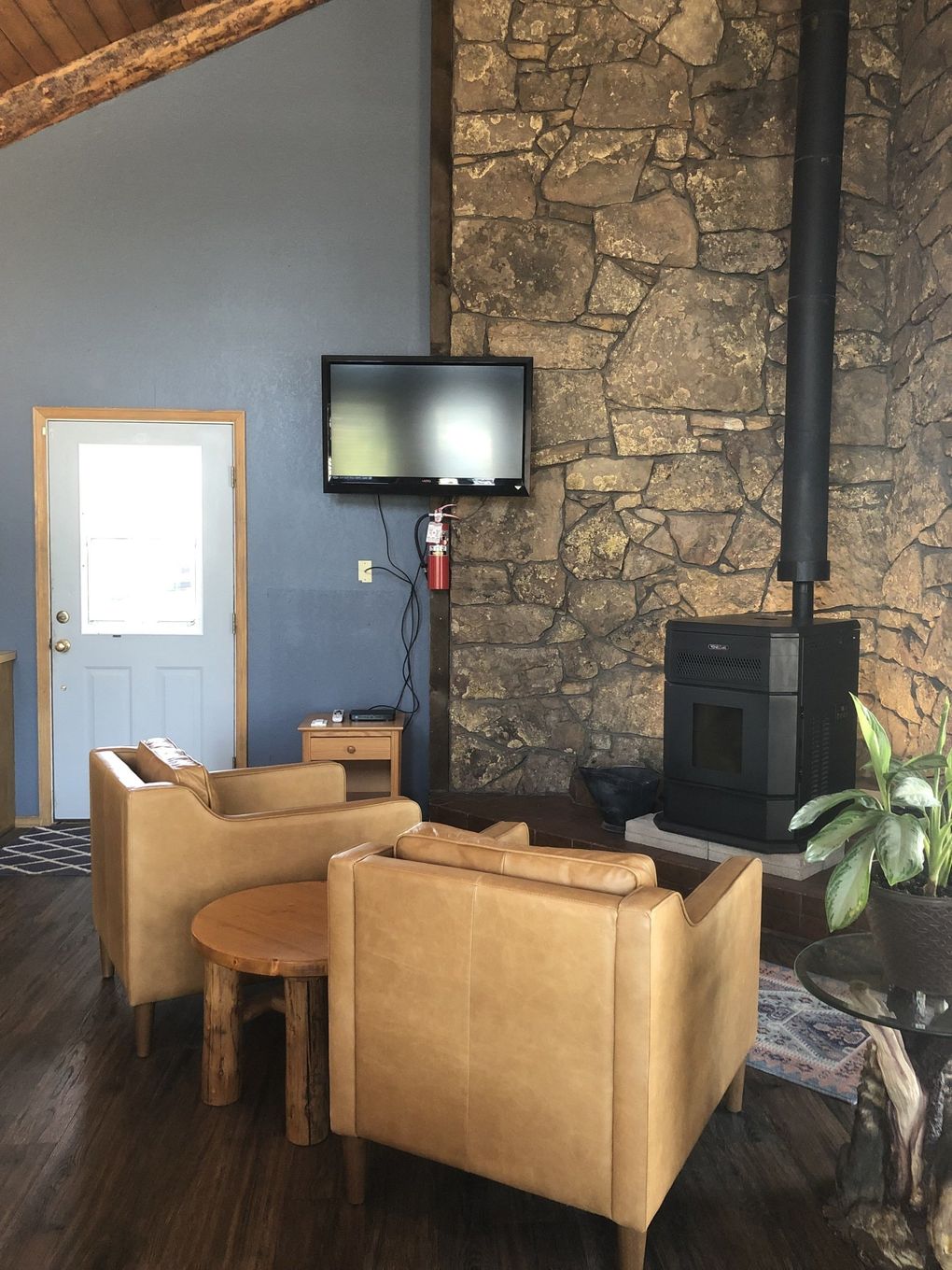 Wolf Creek Ski Lodge