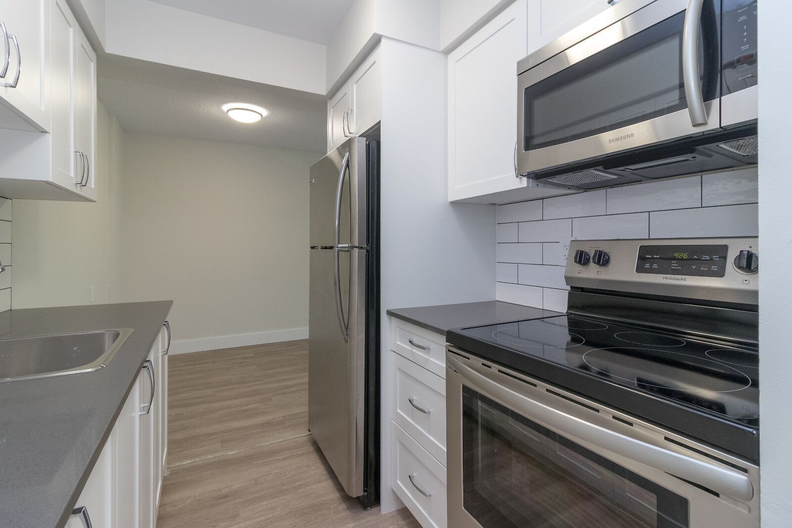 Madrona Manor Apartments Suites