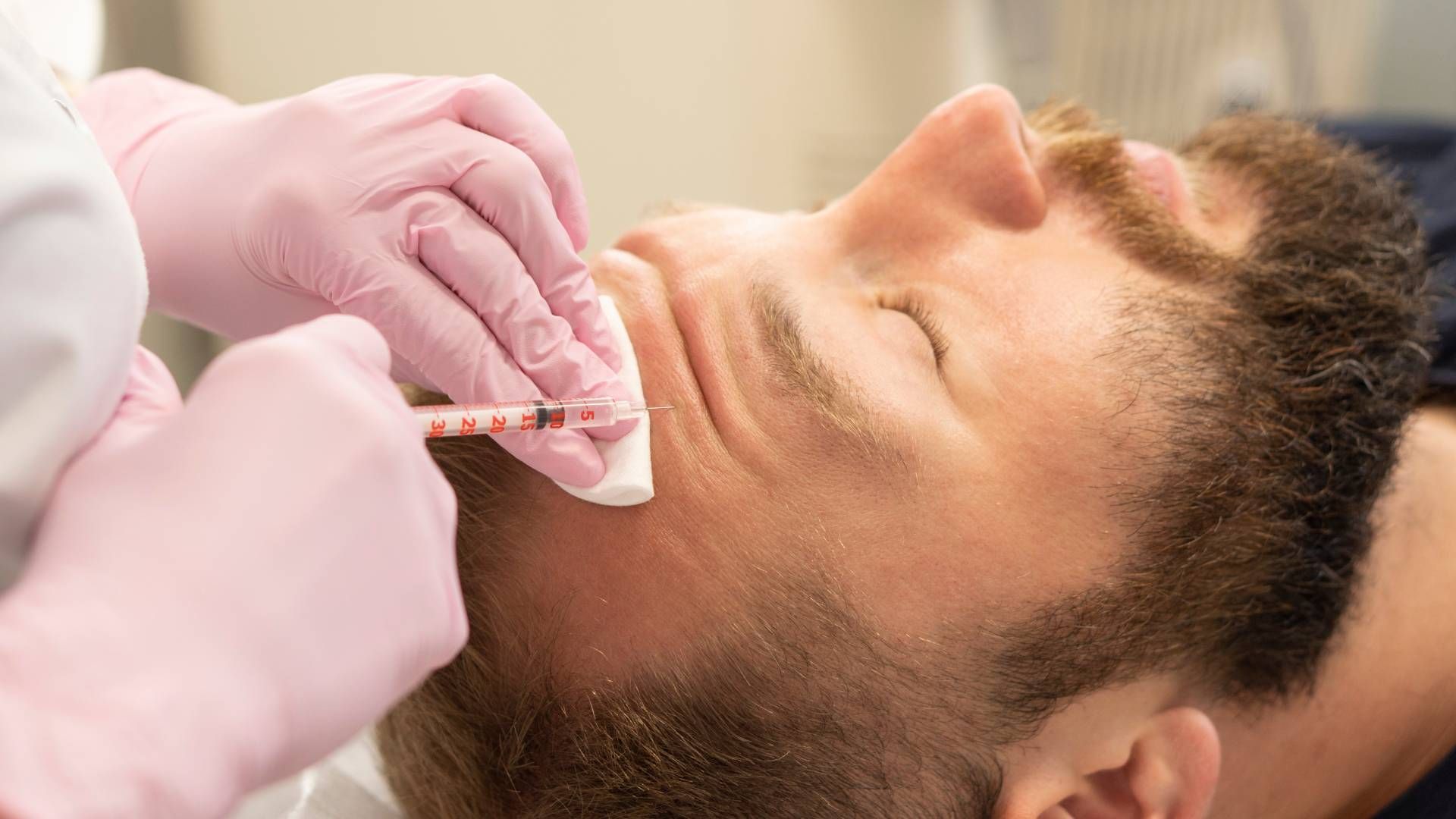 A man getting injectable services near Lexington, Kentucky (KY)