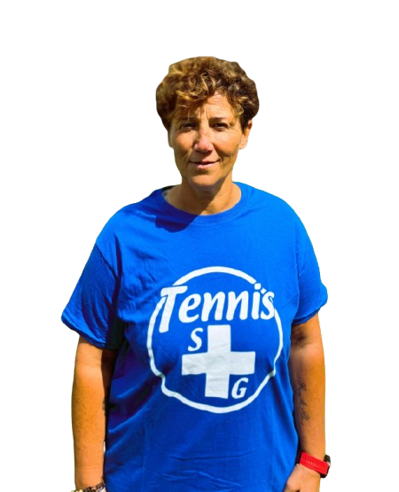 Persona che indossa una maglietta blu con il logo