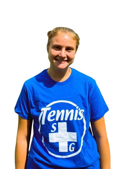 Donna che indossa una maglietta blu con il logo