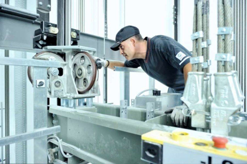 Ispezione corde ascensore