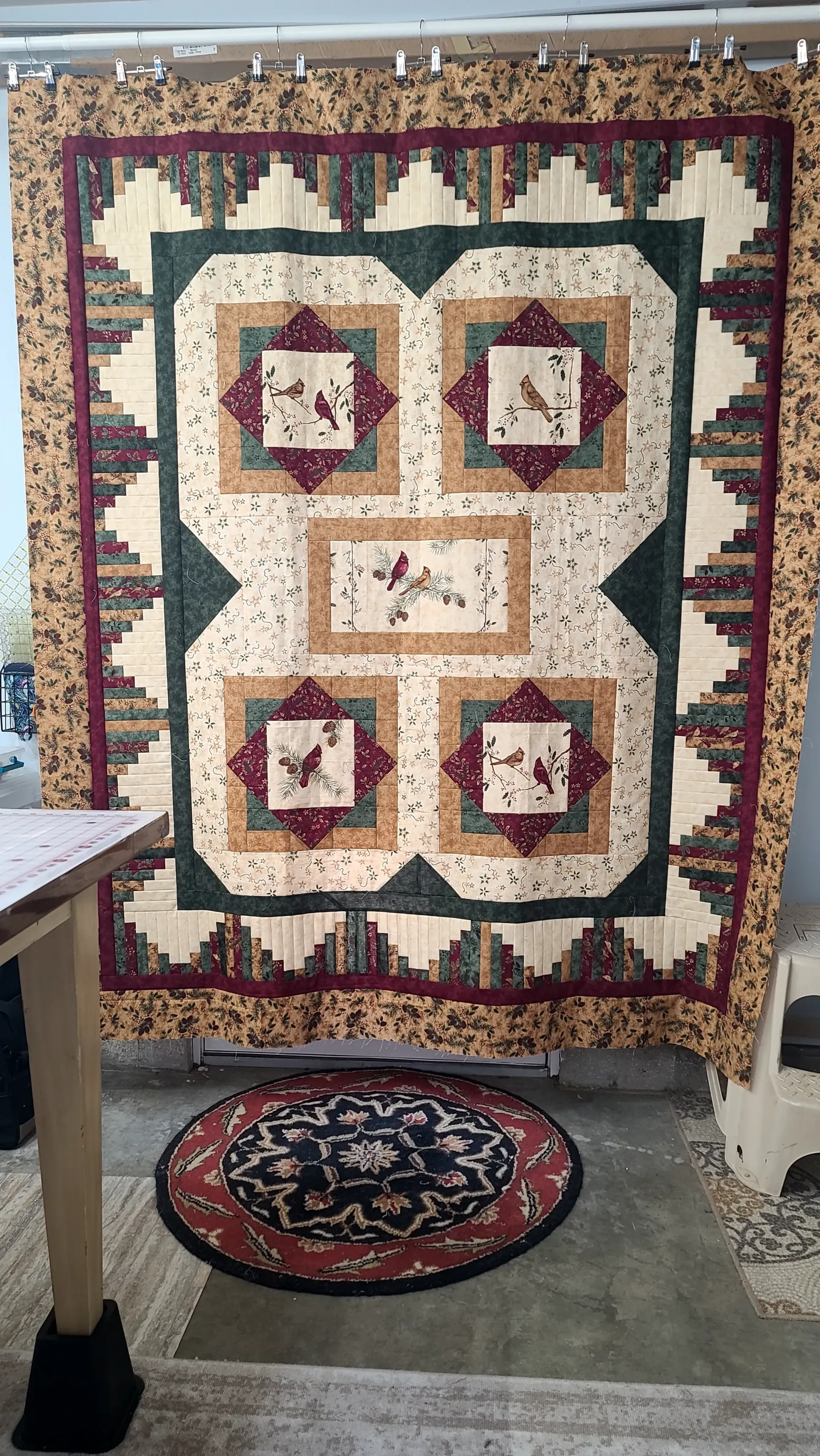 Professional quilt finishing close up Meridian Idaho by Brown Bear Quilting Services LLC