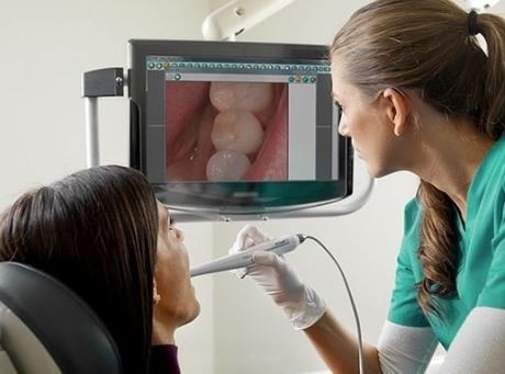Intra-oral camera — Dentist in Tampa, FL