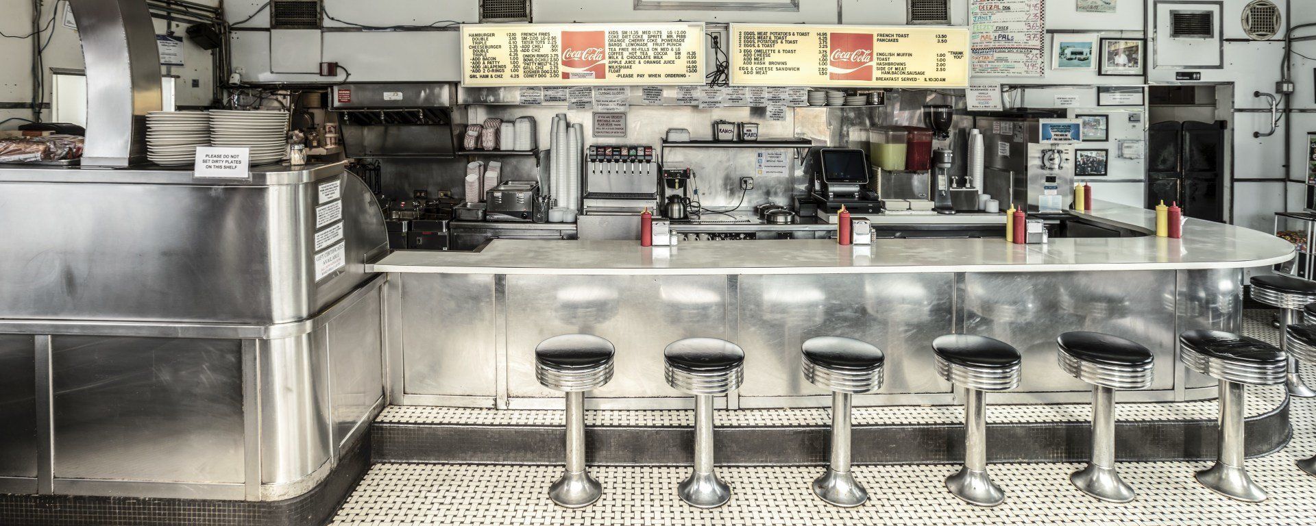 Hunter House Hamburgers Inside