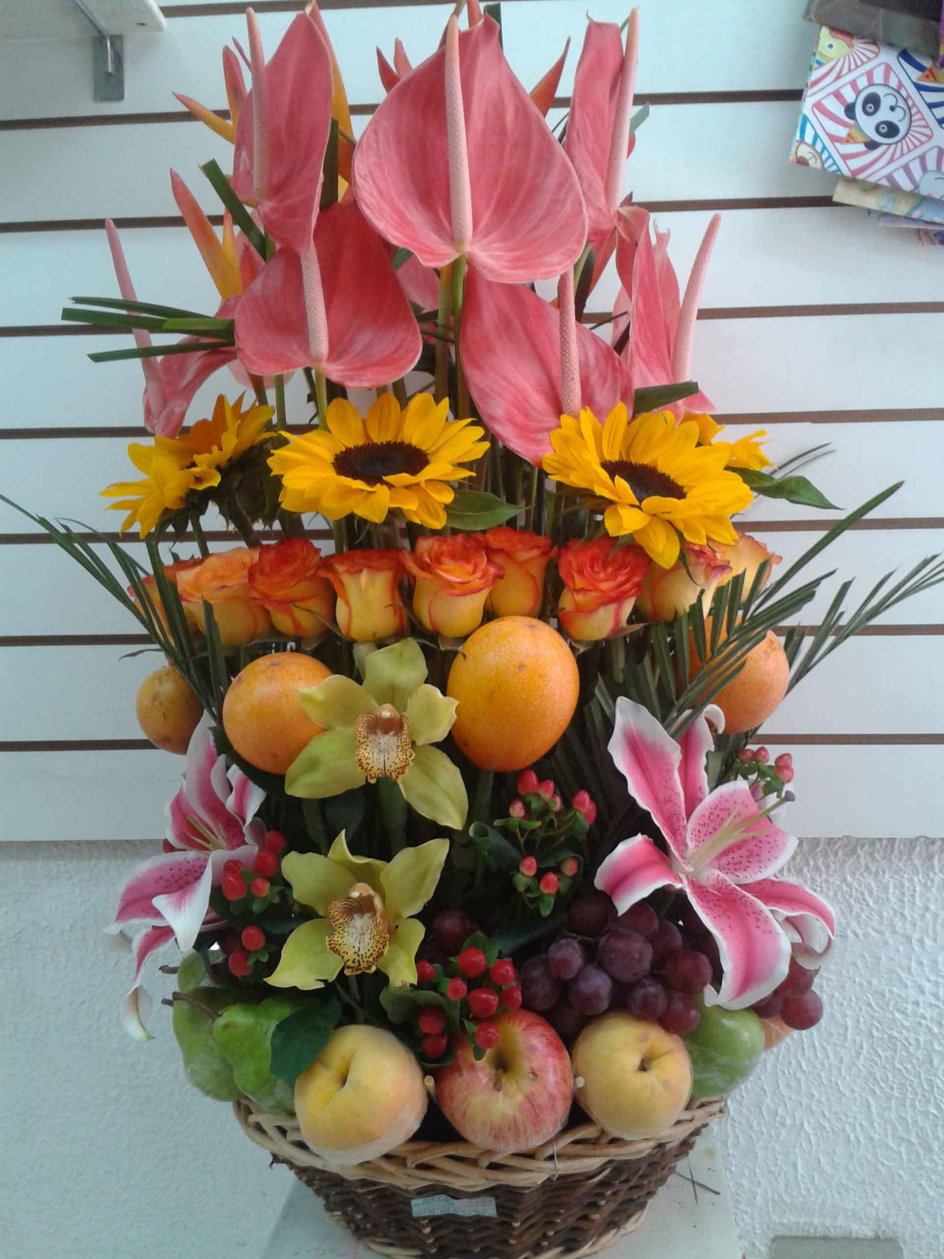 TATY FLORISTERIA - Flores y frutas