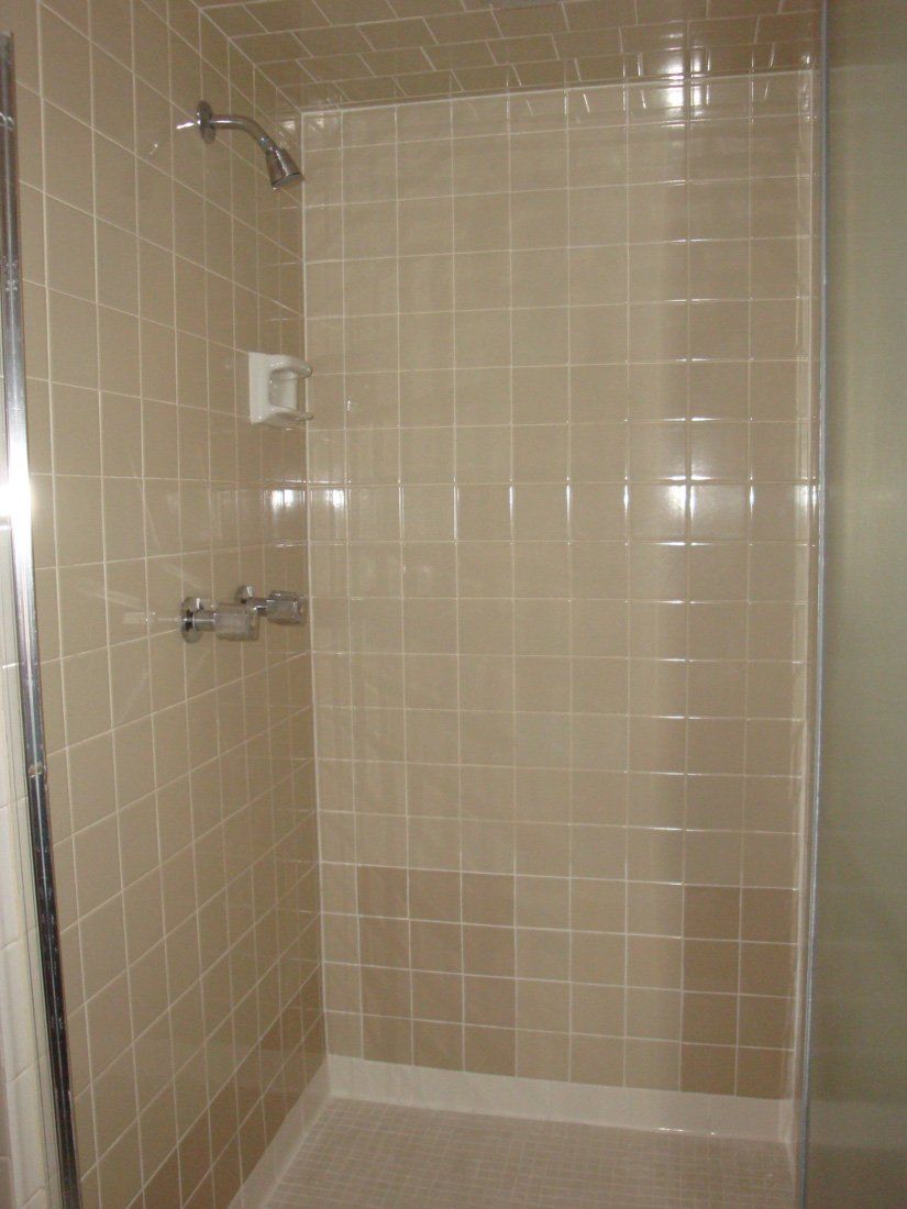8th Eagle Duplex Bathroom Shower | Desert Crest LLC