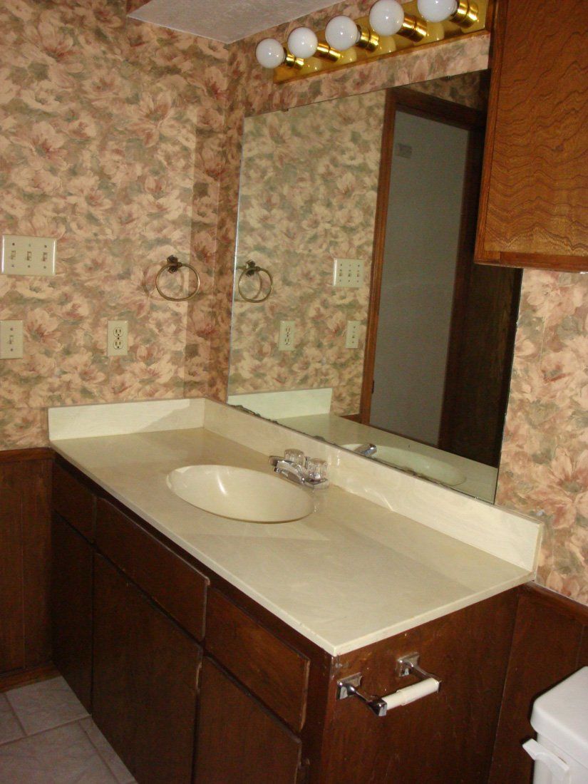 8th Eagle Duplex Bathroom | Desert Crest LLC