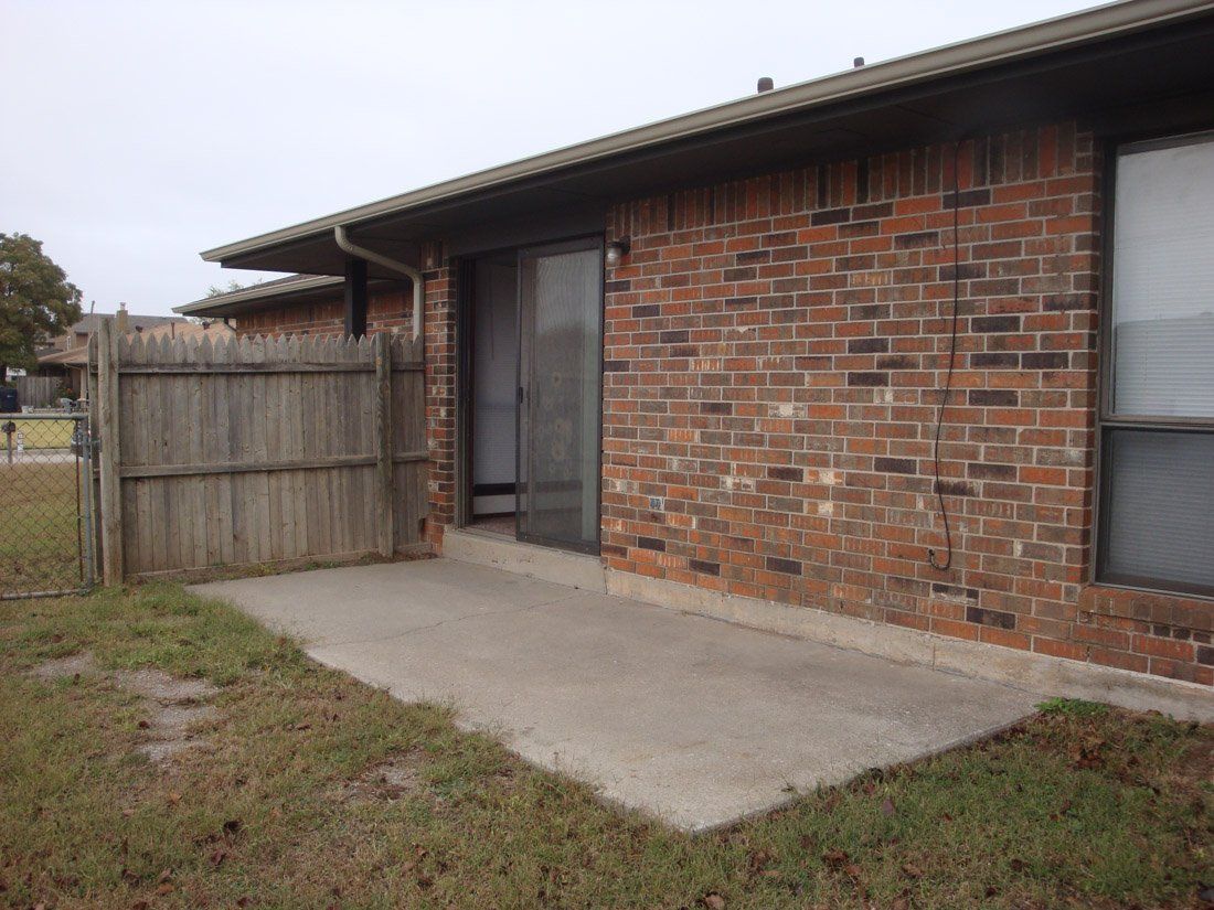 8th Eagle Duplex Exterior | Desert Crest LLC