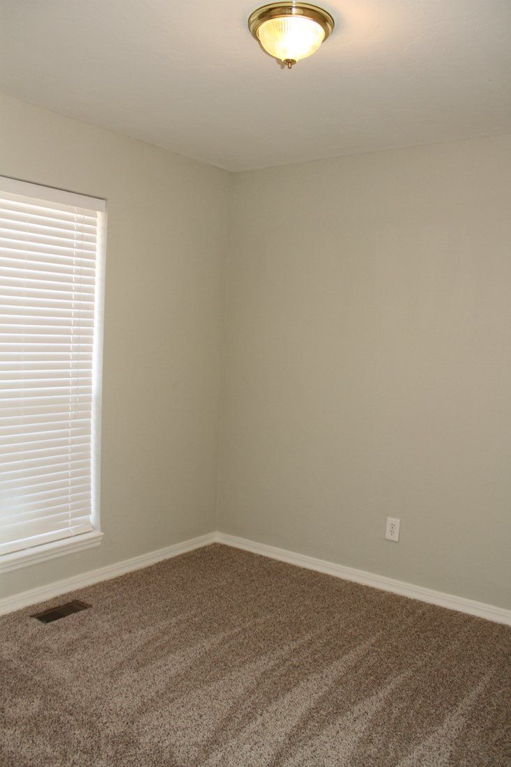 Asbury Place Condominium Bedroom | Desert Crest LLC