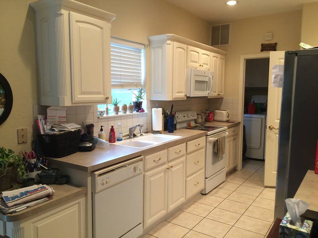 Asbury Place Condominium Kitchen | Desert Crest LLC