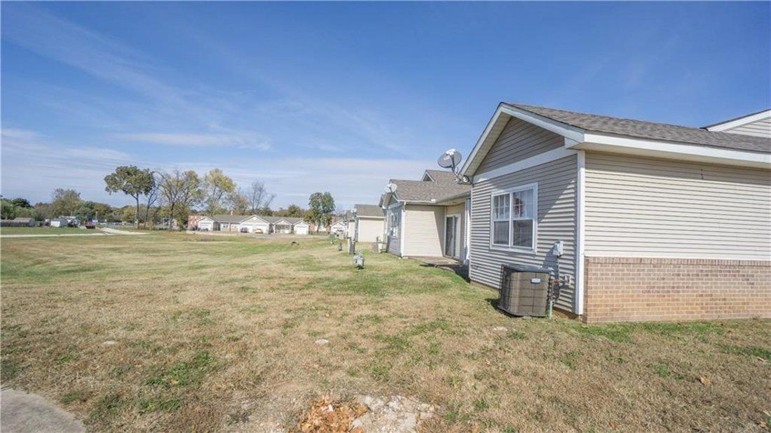 Coventry Meadows Exterior | Desert Crest LLC