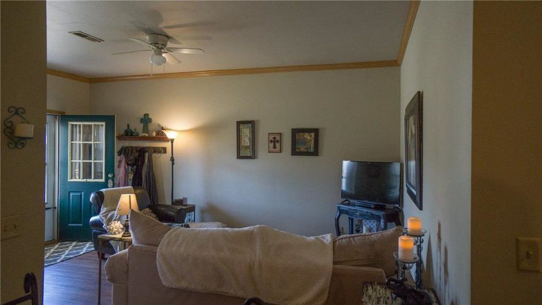 Coventry Meadows Living Room | Desert Crest LLC