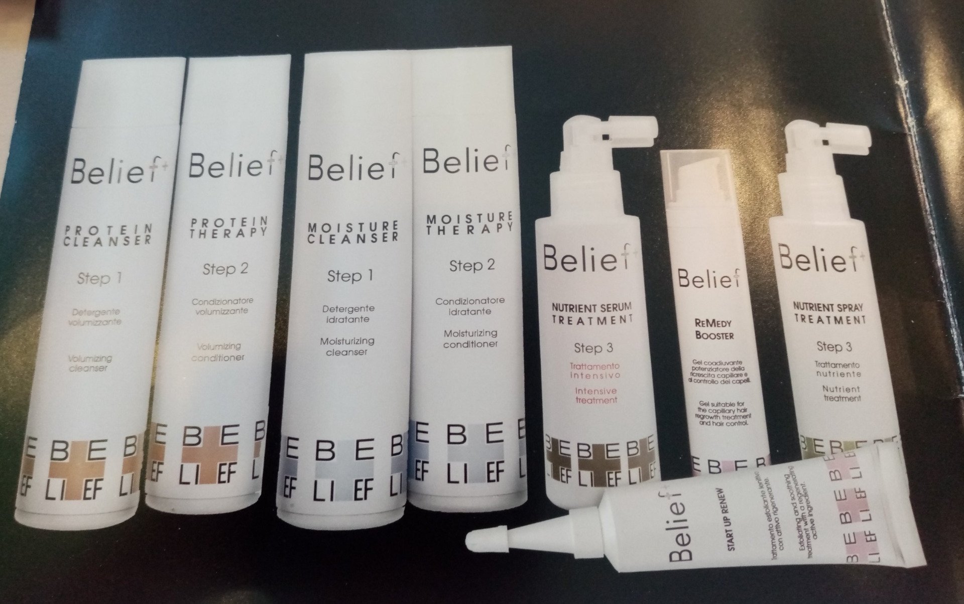 oli e prodotti per la colorazione dei capelli del marchio Wella Professional Light