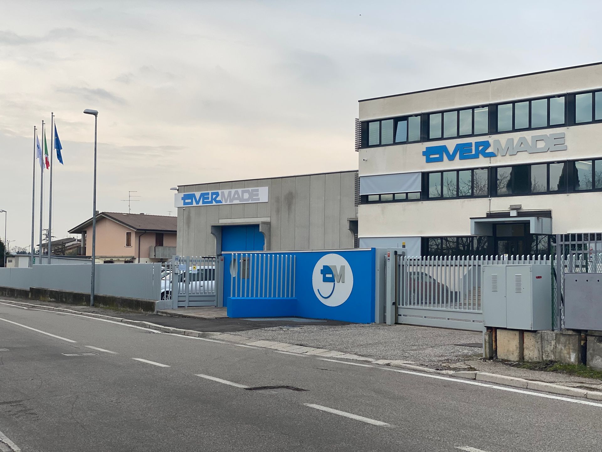 LETTERE INTAGLIATE IN FOREX PER ESTERNI