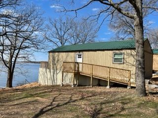 Fox Cabin at Moreys Landing