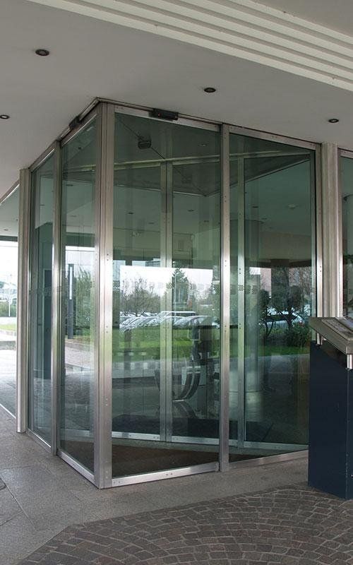 porta automatica angolare
