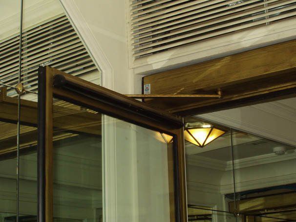 Porte Automatiche a Battente