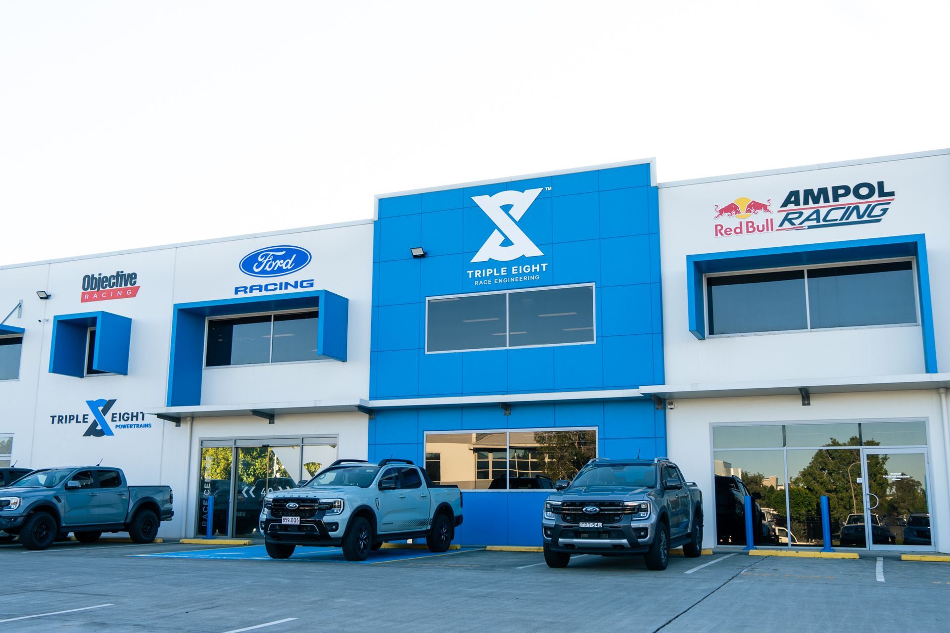 External T8 Workshop
