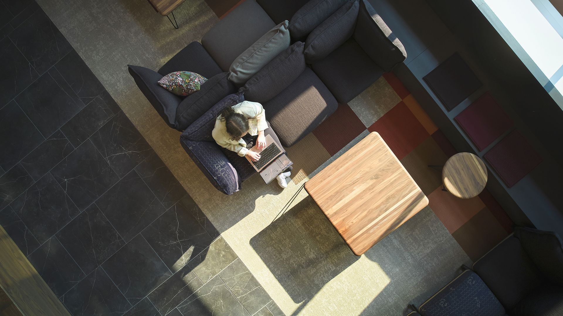 High End Furniture_Office Environments_Love your Space