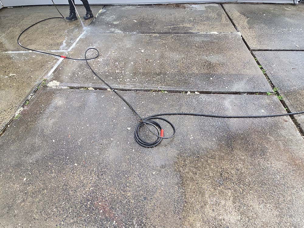 Concrete patio repair service