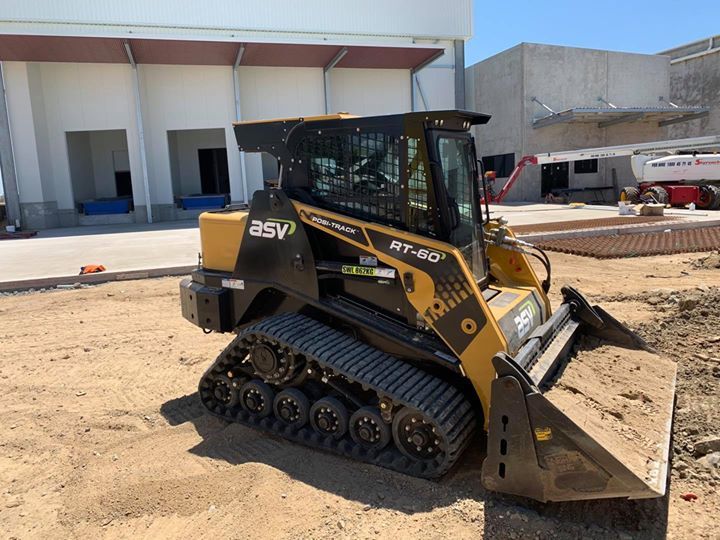 Bulldozer — Bailey’s Bobcat & Excavator Hire in Farleigh Mackay QLD