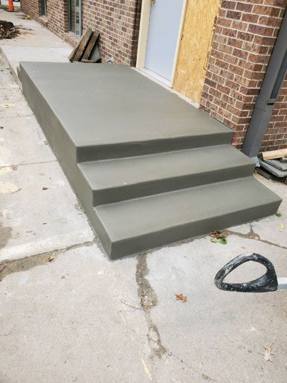 After Look Of Stairs — Lincoln, NE — Rodriguez Concrete, LLC
