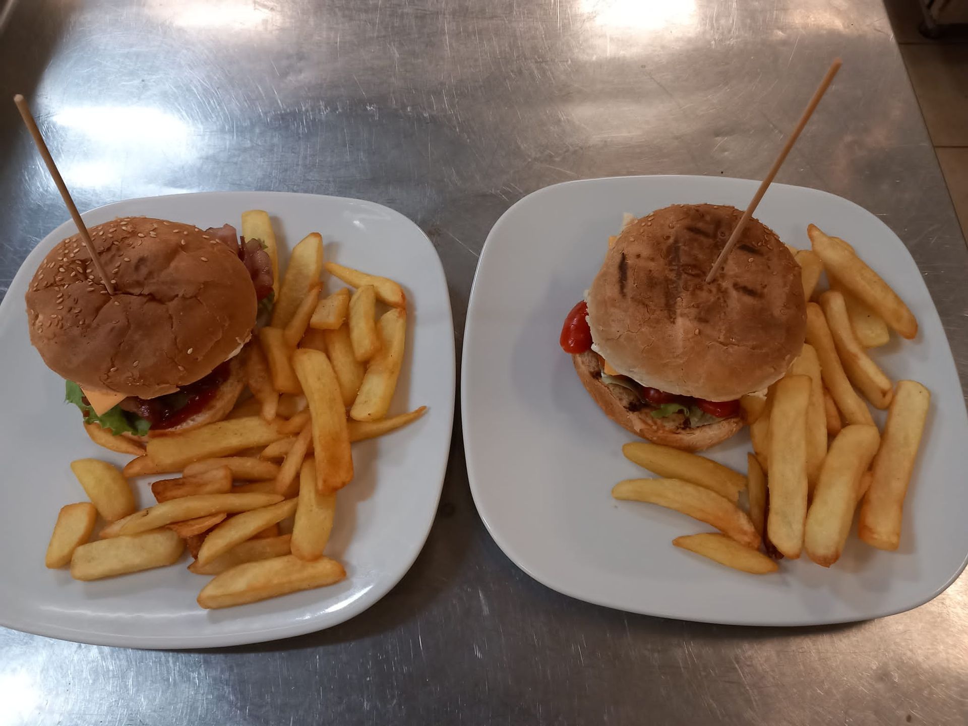 panini e patatine fritte