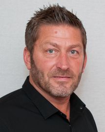 portrait photo of Shaun Travis