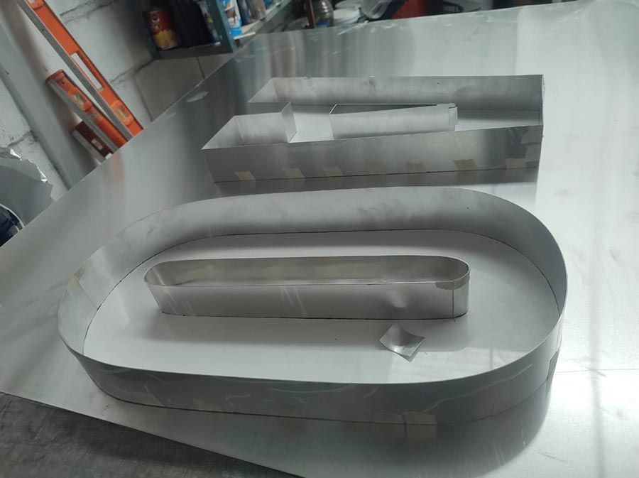 TECNOSIGN IMPRESIÓN ROTULACIÓN