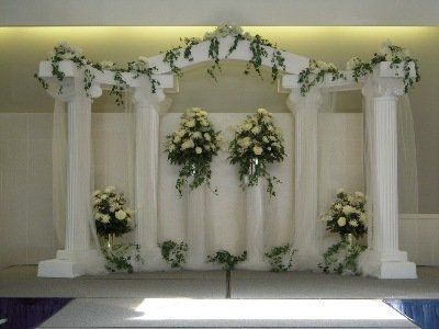 Collonade – New Philadelphia, OH – Centre Party Rental