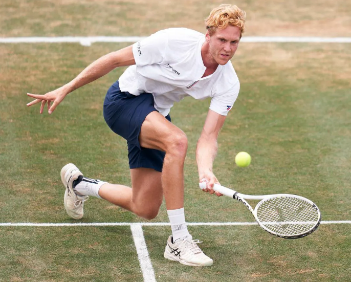 Un fabuleux Antoine Bellier file en demi-finale à Majorque