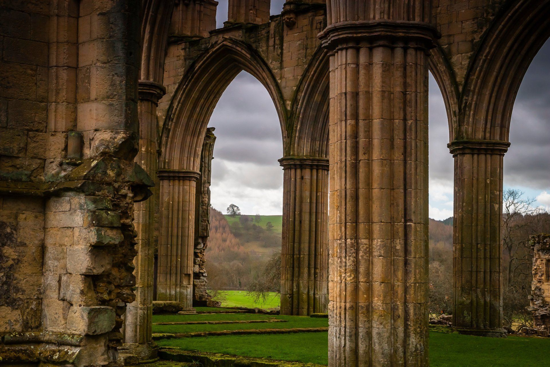 Helmsley to Rievaulx Abbey (7 miles)