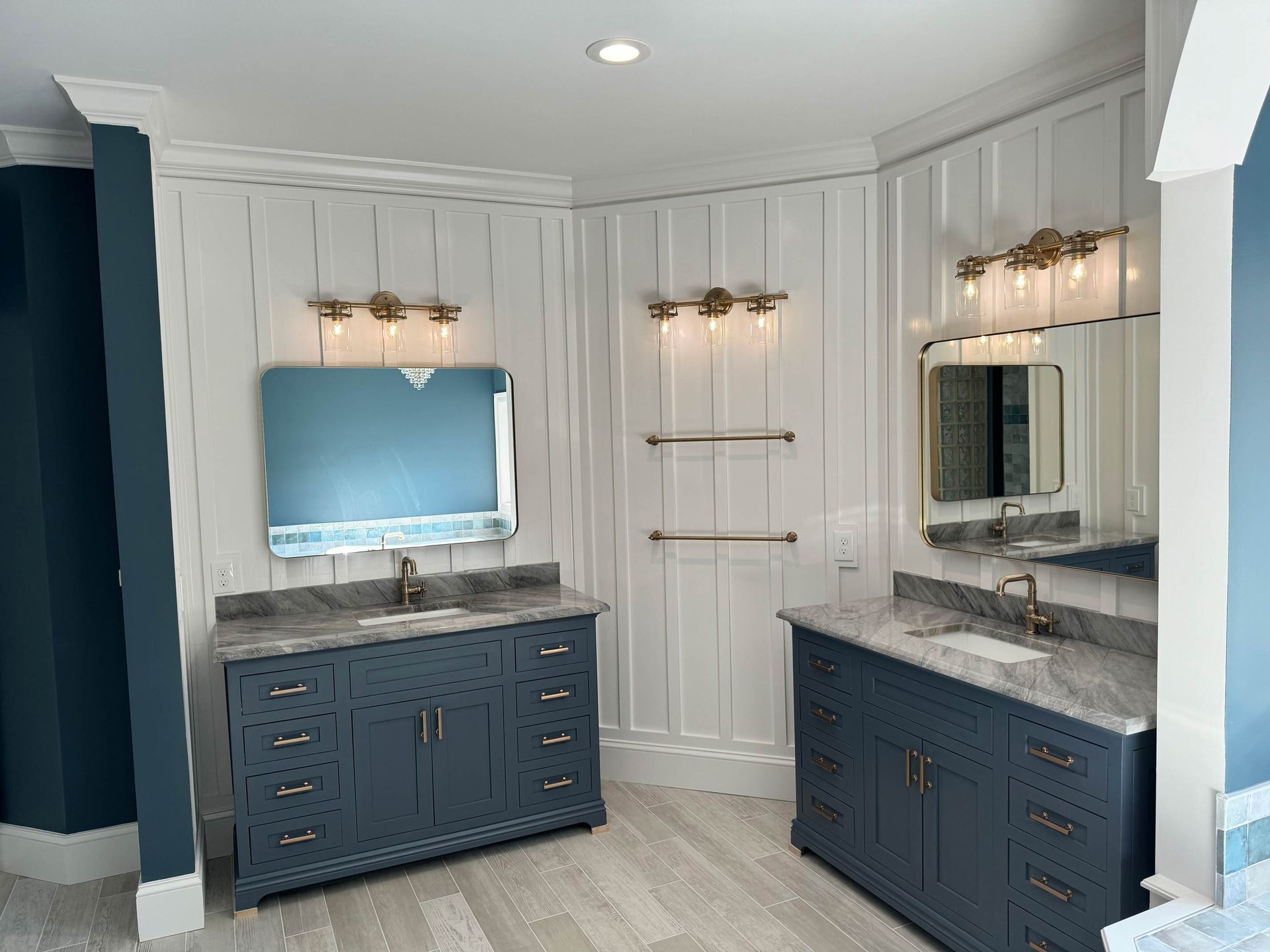 Bathroom Two Sinks And Mirror — Wilmington, DE — PW Construction, LLC