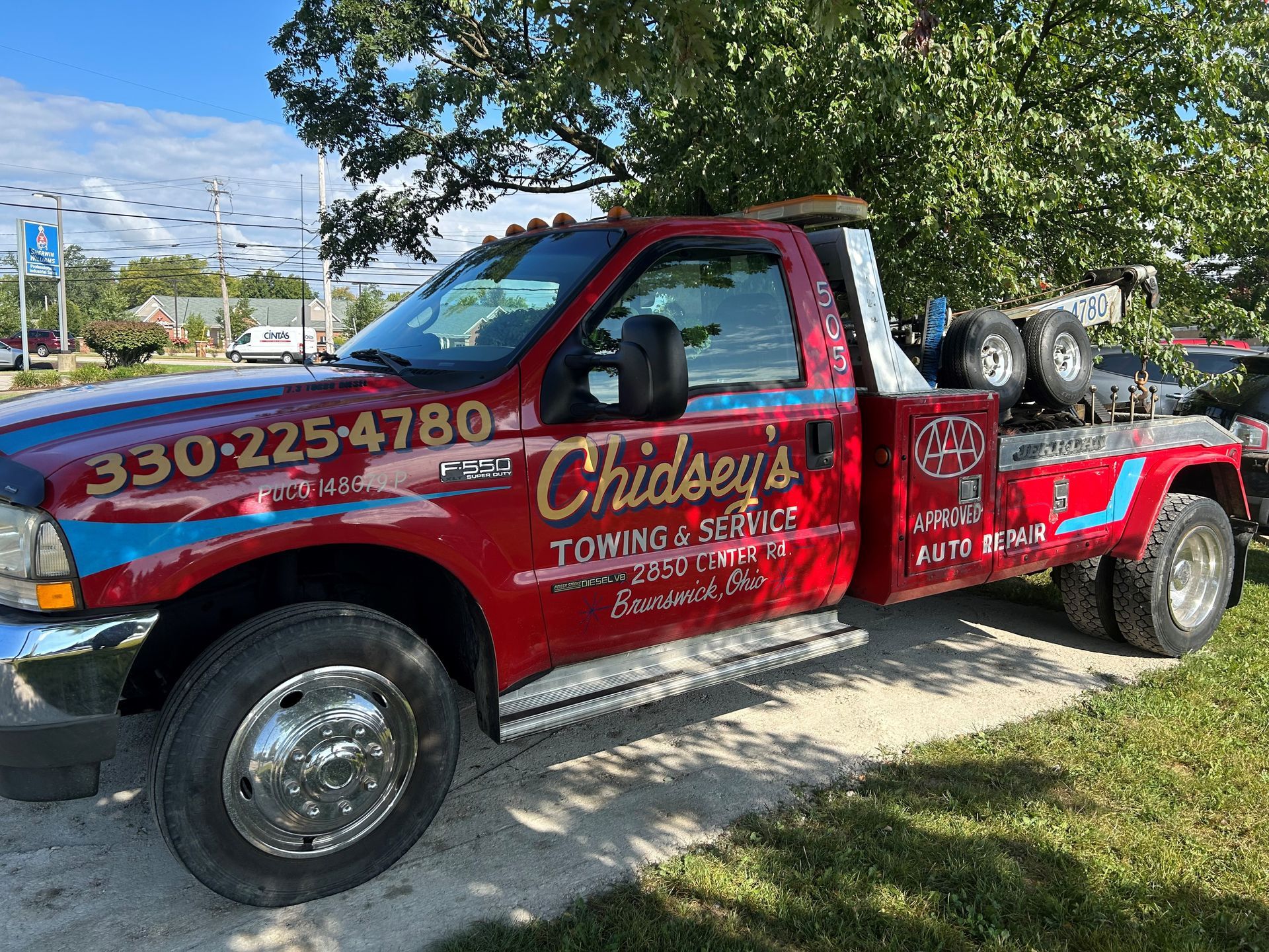 Right Side Of Tow Truck - Cleveland, OH - Chidsey's Towing & Service