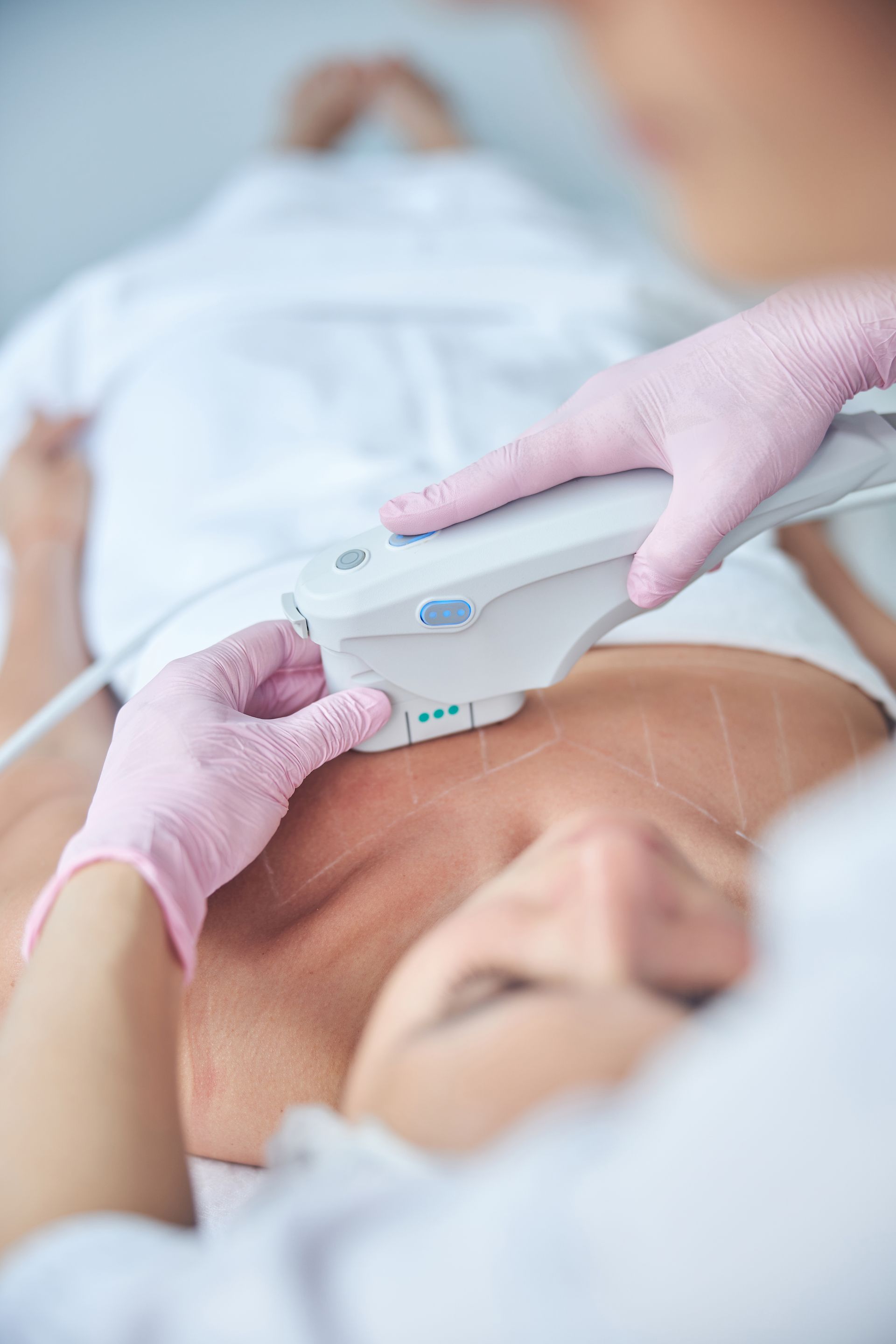 Woman getting BodyFX treatment