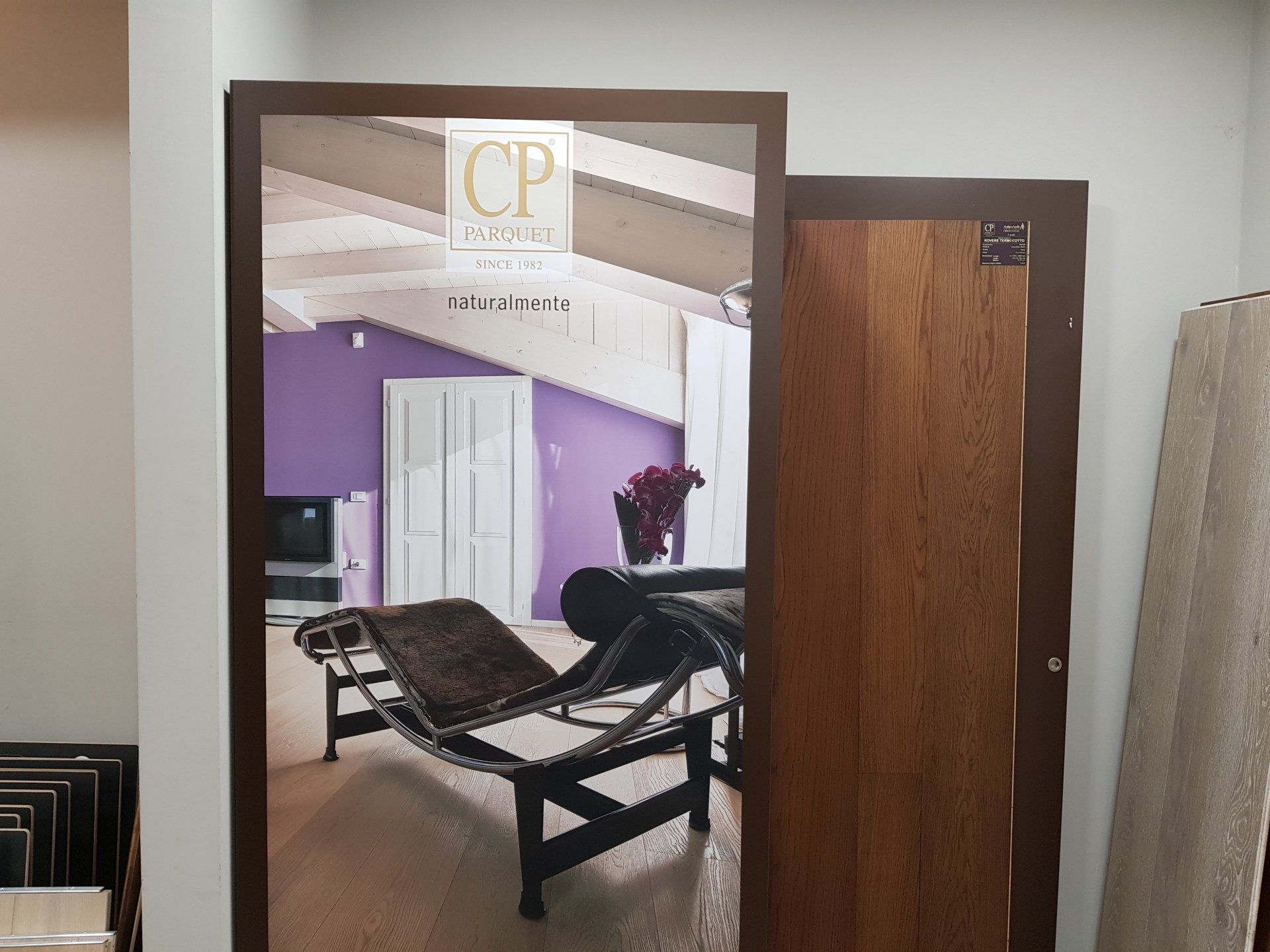 Esposizione di pavimenti in legno