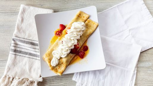 Crepes with Blueberries and Strawberries - Round Lake, IL - Eggspress Cafe