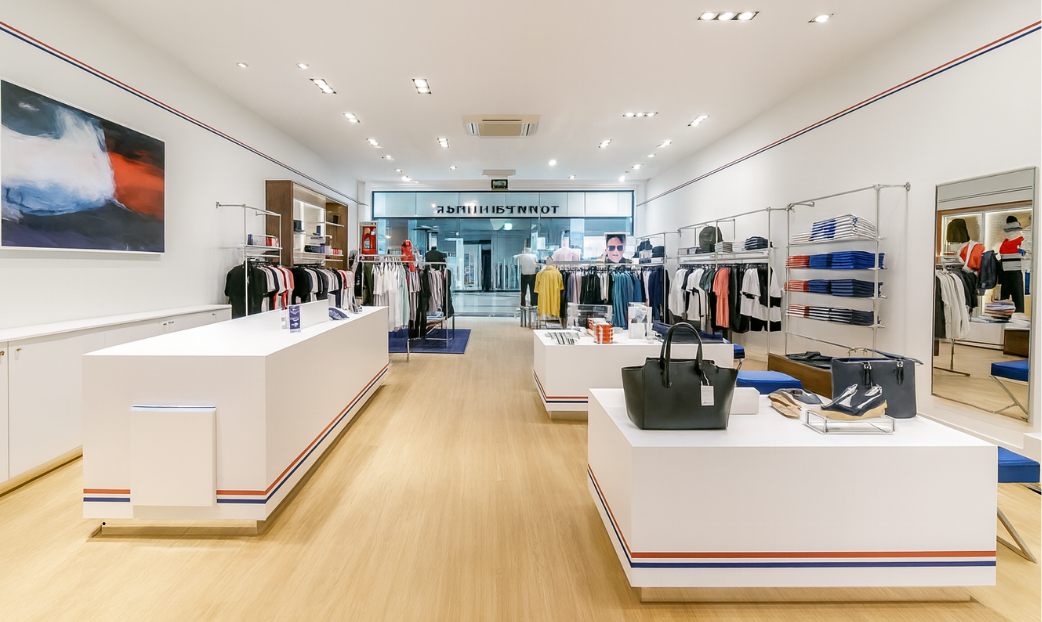 Designing and installing shop counters - Tommy Hilfiger