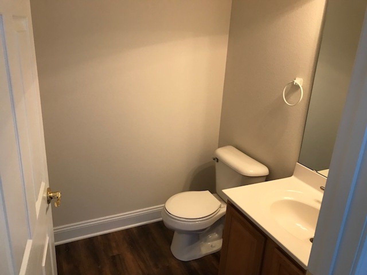 Cedar Pointe Bathroom
