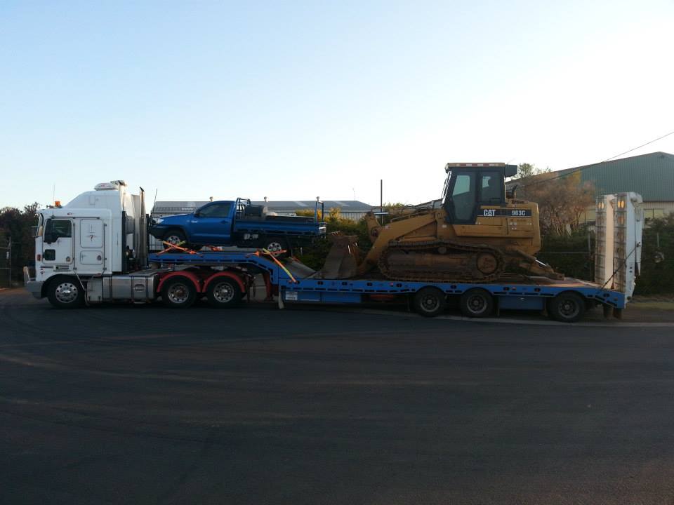 Downs Truck - Earthmoving in Toowoomba QLD