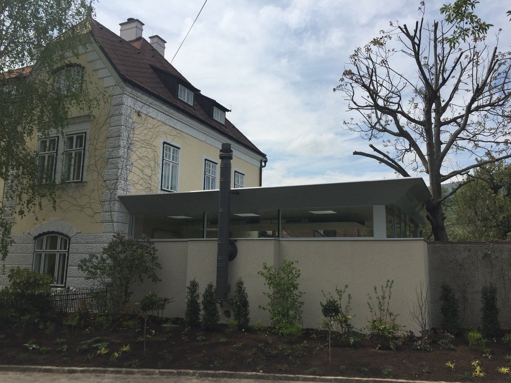 Hallenbau Pfeiffer, Bauplanung, Geschäftszentren, Bürobau