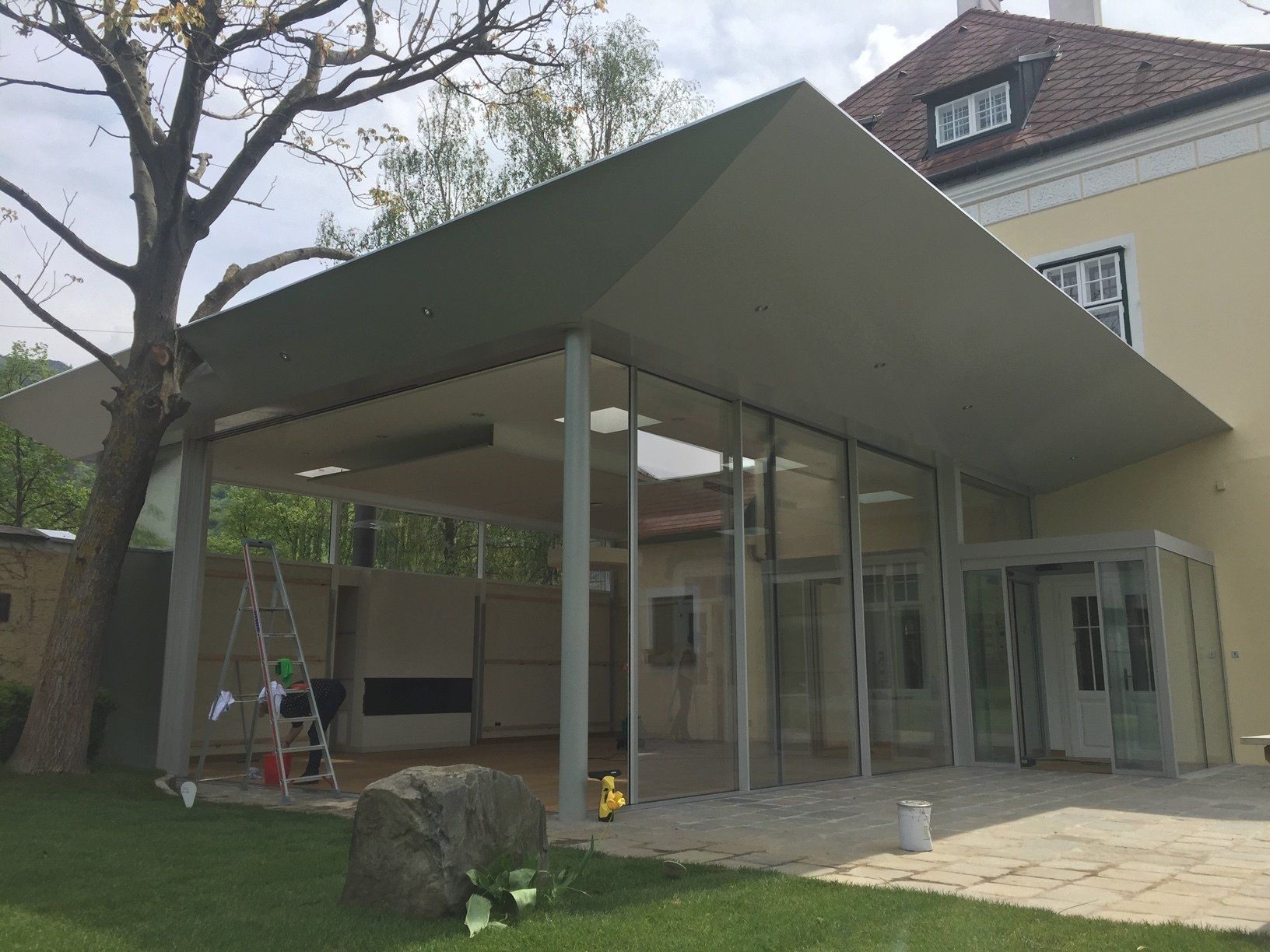 Hallenbau Pfeiffer, Bauplanung, Geschäftszentren, Bürobau