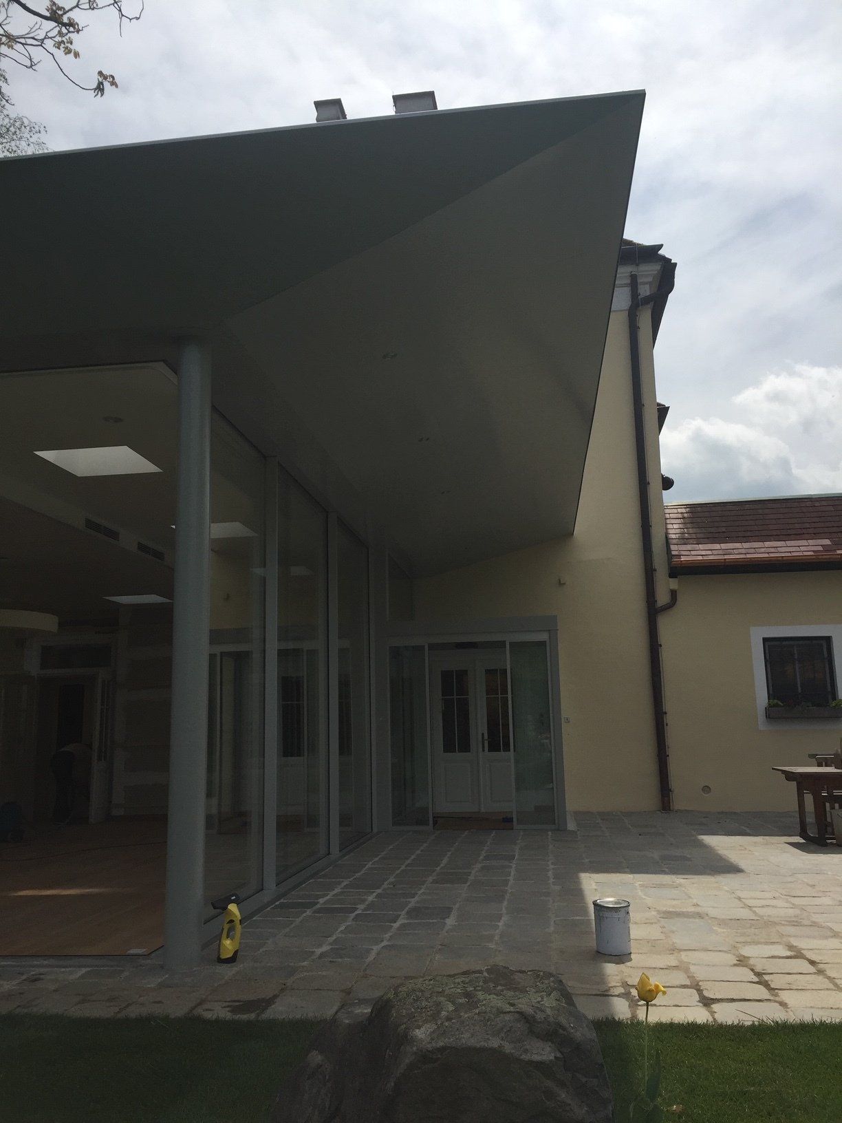 Hallenbau Pfeiffer, Bauplanung, Geschäftszentren, Bürobau