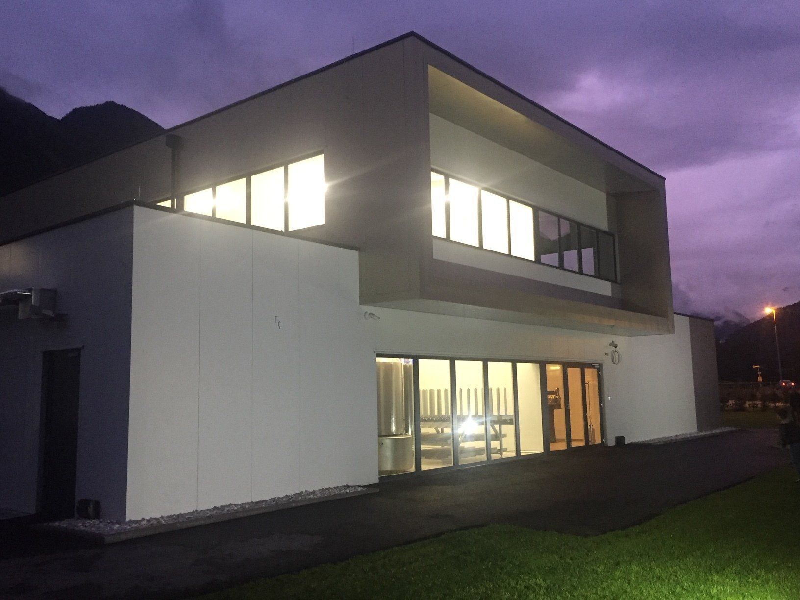 Hallenbau Pfeiffer, Bauplanung, Industriebetrieb