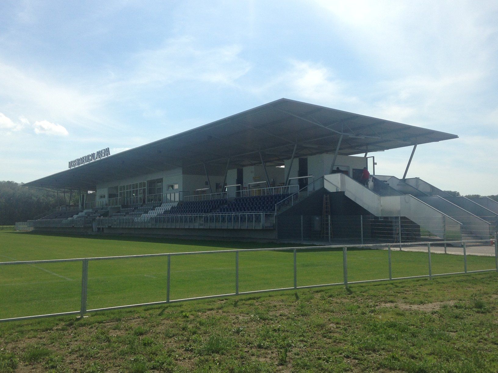 Hallenbau Pfeiffer, Bauplanung, Geschäftszentren, Bürobau