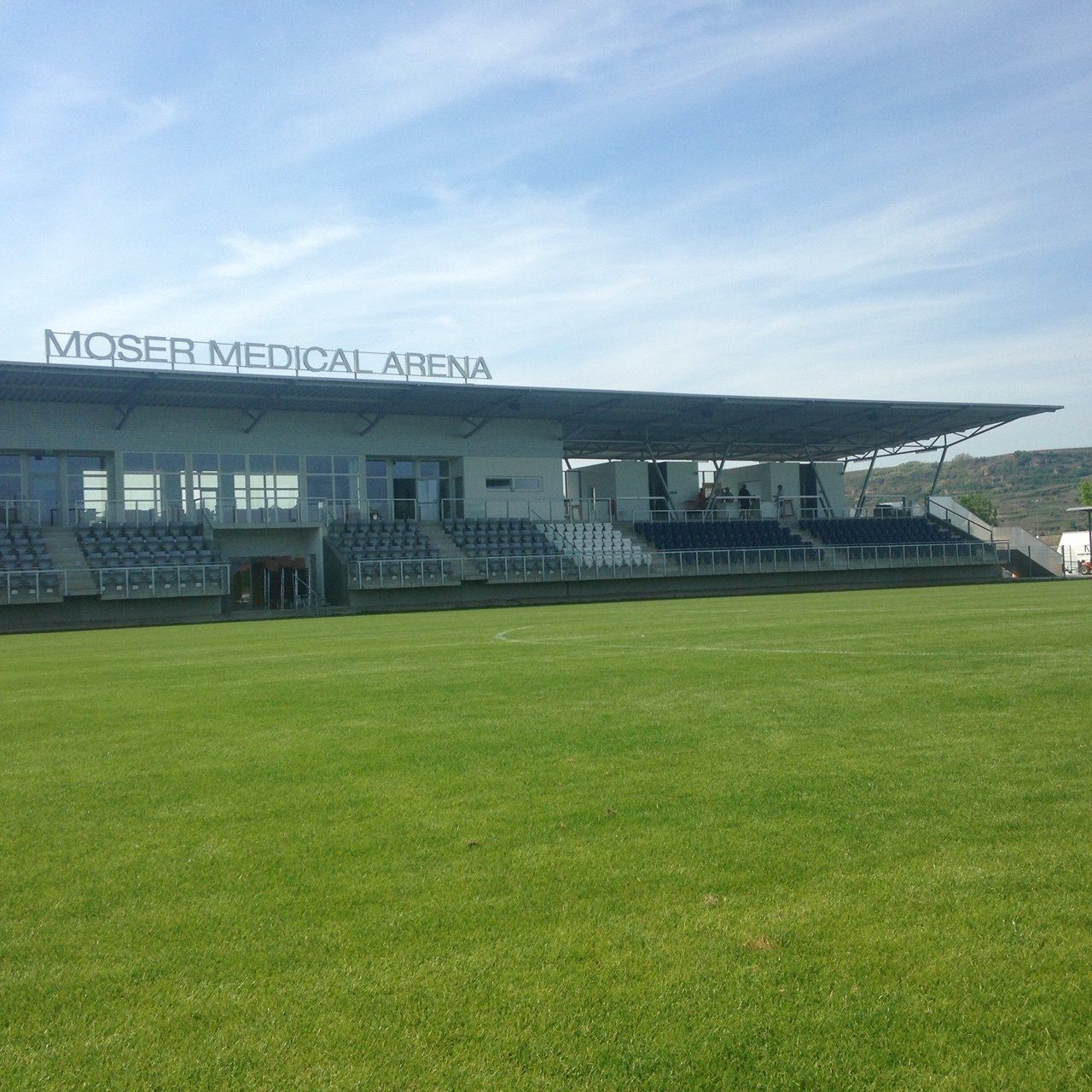 Hallenbau Pfeiffer, Bauplanung, Geschäftszentren, Bürobau