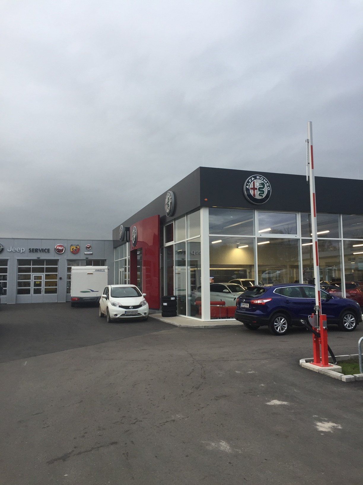 Hallenbau Pfeiffer, Bauplanung, Autohäuser, Neubau, Sanierung