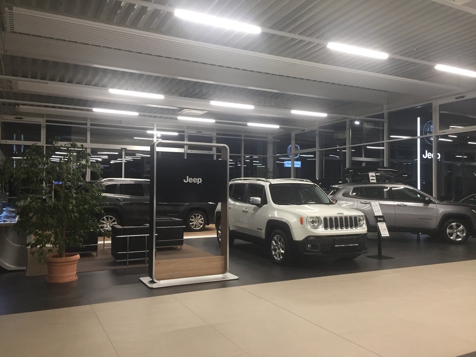 Hallenbau Pfeiffer, Bauplanung, Autohäuser, Neubau, Sanierung